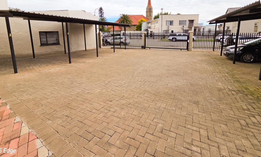 To Let Commercial Property for Rent in Queenstown Central Eastern Cape